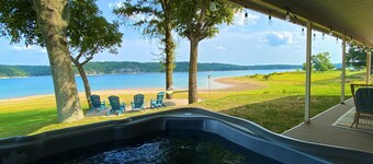 Beaver Lake Access Waterfront Patio Mins2DT Rogers