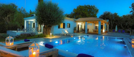 4 عدّة غرف نوم وواي فاي