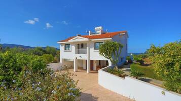 ูููุง - ููู
ุฏุฎููู | 4 ุนุฏูุฉ ุบุฑู ููู