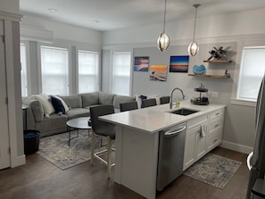 Interior - Riverwalk One Condo with rooftop deck (Charlevoix)