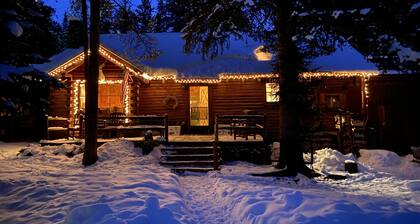 Real log cabin close to skiing in winter and outdoor activities in summer & fall