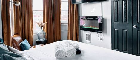 1 chambre, fer et planche à repasser, Wi-Fi, draps fournis