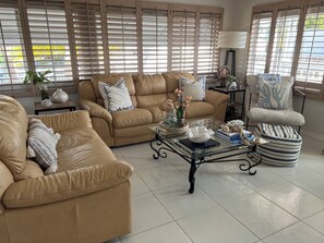 Smart-TV, Bücher, Musikbibliothek