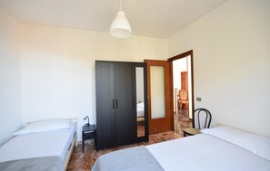 3 Schlafzimmer, Reisekinderbett, kostenloses WLAN