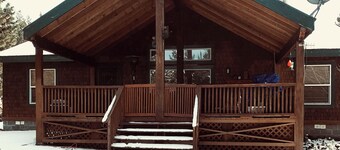 Great family getaway with large entertaining deck.