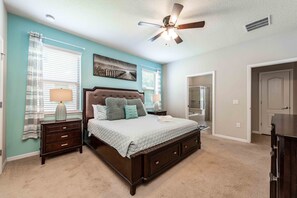 8 bedrooms, travel crib, WiFi