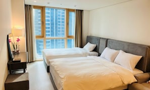 Family Twin Room | Individually decorated, individually furnished, free WiFi, bed sheets - Busan Centum Victoria Hotel (Busan)