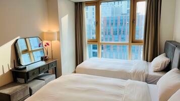 Family Twin Room | Individually decorated, individually furnished, free WiFi, bed sheets