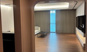 President Suite | 特色装修、特色家居、免费 WiFi、床单