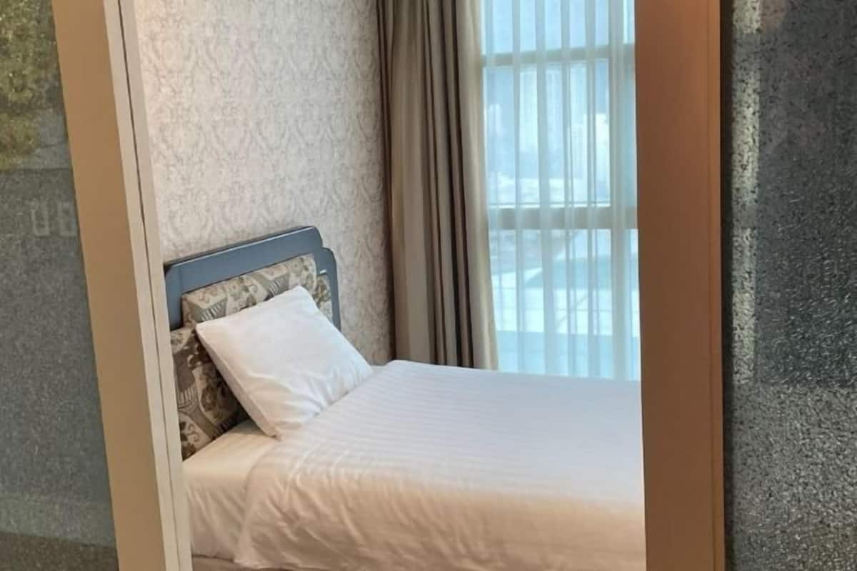 1 habitación, decoración personalizada y muebles diferentes