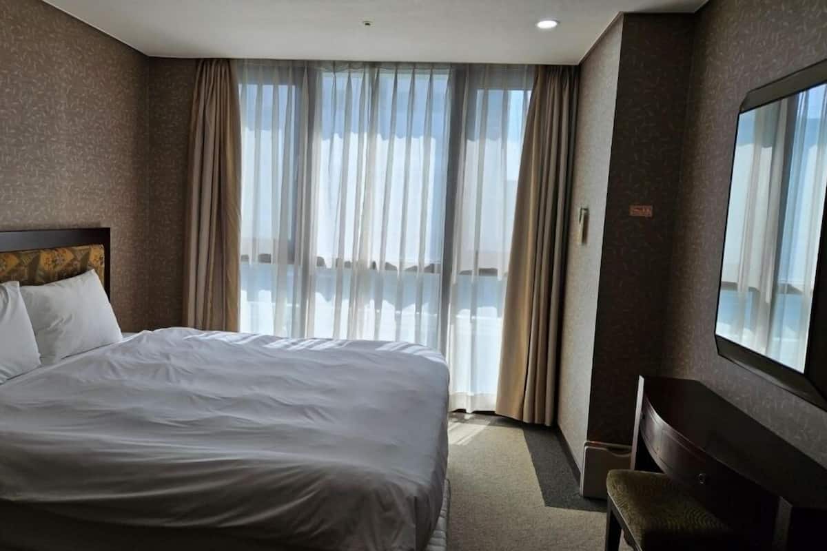 1 habitación, decoración personalizada y muebles diferentes