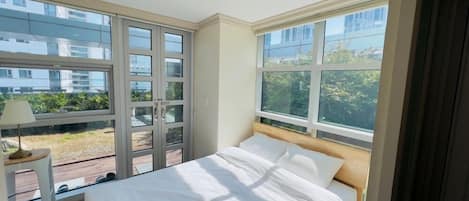 1 bedroom, individually decorated, individually furnished, free WiFi