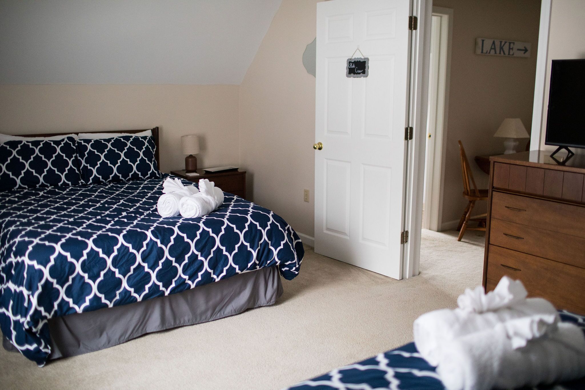 3 bedrooms, iron/ironing board, travel crib, free WiFi