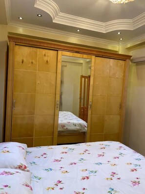 3 Schlafzimmer, Bügeleisen/Bügelbrett, WLAN, Bettwäsche