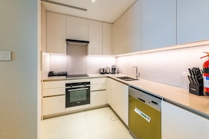 Fridge, microwave, oven, dishwasher