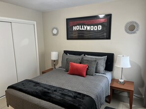 2 bedrooms, desk, travel crib, free WiFi