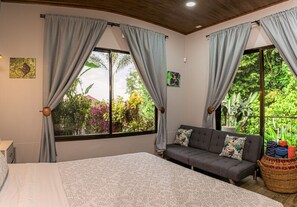 3 bedrooms, desk, iron/ironing board, WiFi - Rainforest Glass Cabin, El Congo, La Fortuna (La Fortuna)