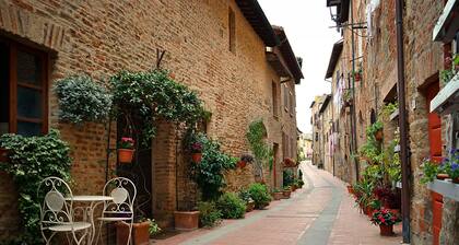 Pozzovecchio, Casole d'Elsa, Italy