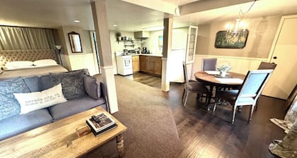 Broad Street Studio-LOCATION! walk to town