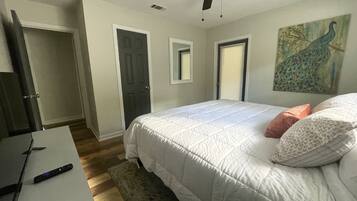 3 chambres, bureau, fer et planche Ă repasser, Wi-Fi gratuit