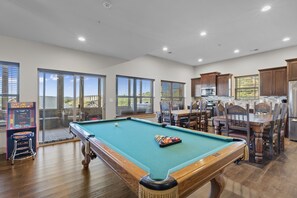 Cottage, nhiều phòng ngủ | Phòng trò chơi giải trí