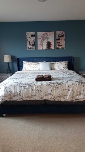 3 soverom, skrivebord, strykejern/-brett og wi-fi (inkludert)