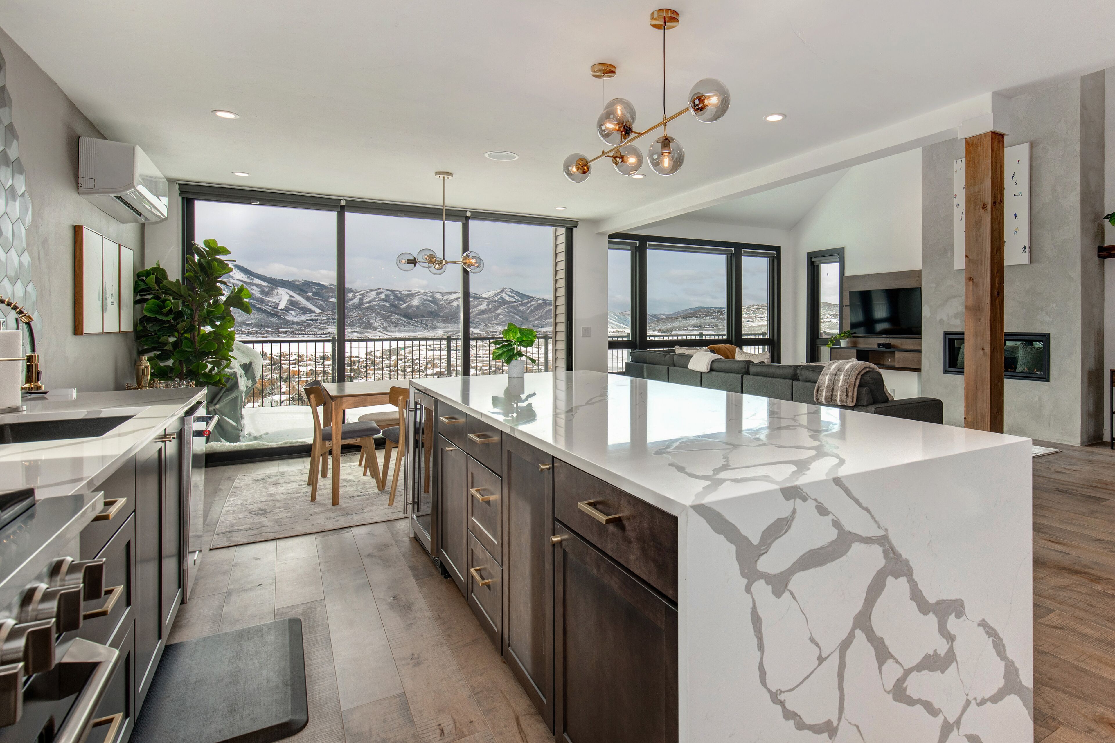 Modern, dog-friendly home with stunning mountain views, private hot tub, & grill