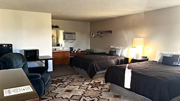 Basic Room | Individually decorated, individually furnished, laptop workspace