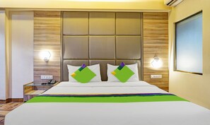 Deluxe Double Room | Iron/ironing board - Treebo Classic Grande, Camp (Pune)