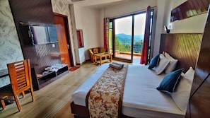 Deluxe Room | Free WiFi - Hotel Neelgiri (Kasauli)