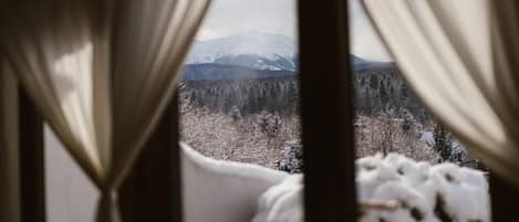 Design Double Room | Individually decorated, individually furnished, desk, free WiFi