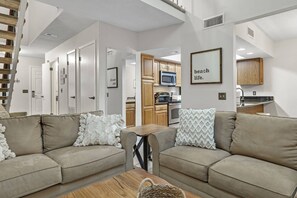 Unclassified image, 2 of 49, button