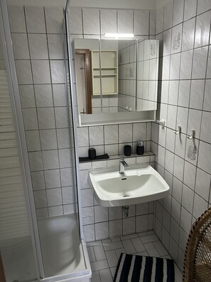 Dusche, Handtücher, Seife