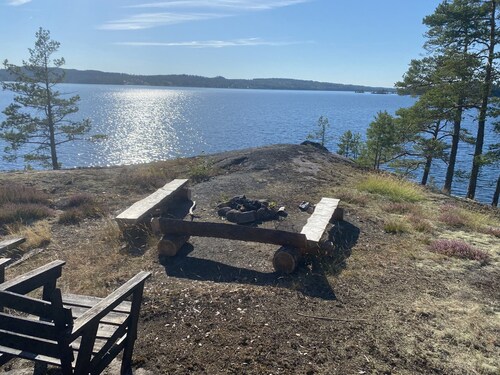 Cottage by Lake Sommen