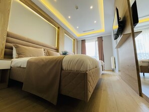 Standard Triple Room | Minibar, individually furnished, soundproofing, free WiFi - Zem Hotel (Istanbul)