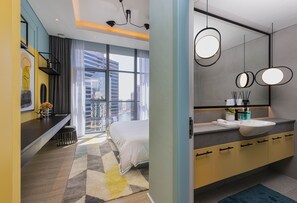 Superior Apartment | 3 bedrooms, in-room safe, laptop workspace, iron/ironing board - 2201 Bellevue Towers (Dubai)