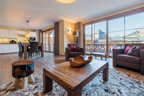 Apartment | Living area | Heated floors - Wildkogel Resorts Das Wildkogel (Bramberg am Wildkogel)