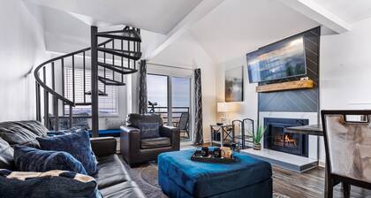 The Summit 5307 / INDOOR AND OUTDOOR POOLS