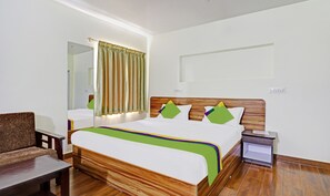 Superior Family Room With Balcony | Individuelt innredet, skrivebord og ekstrasenger (mot et tillegg)