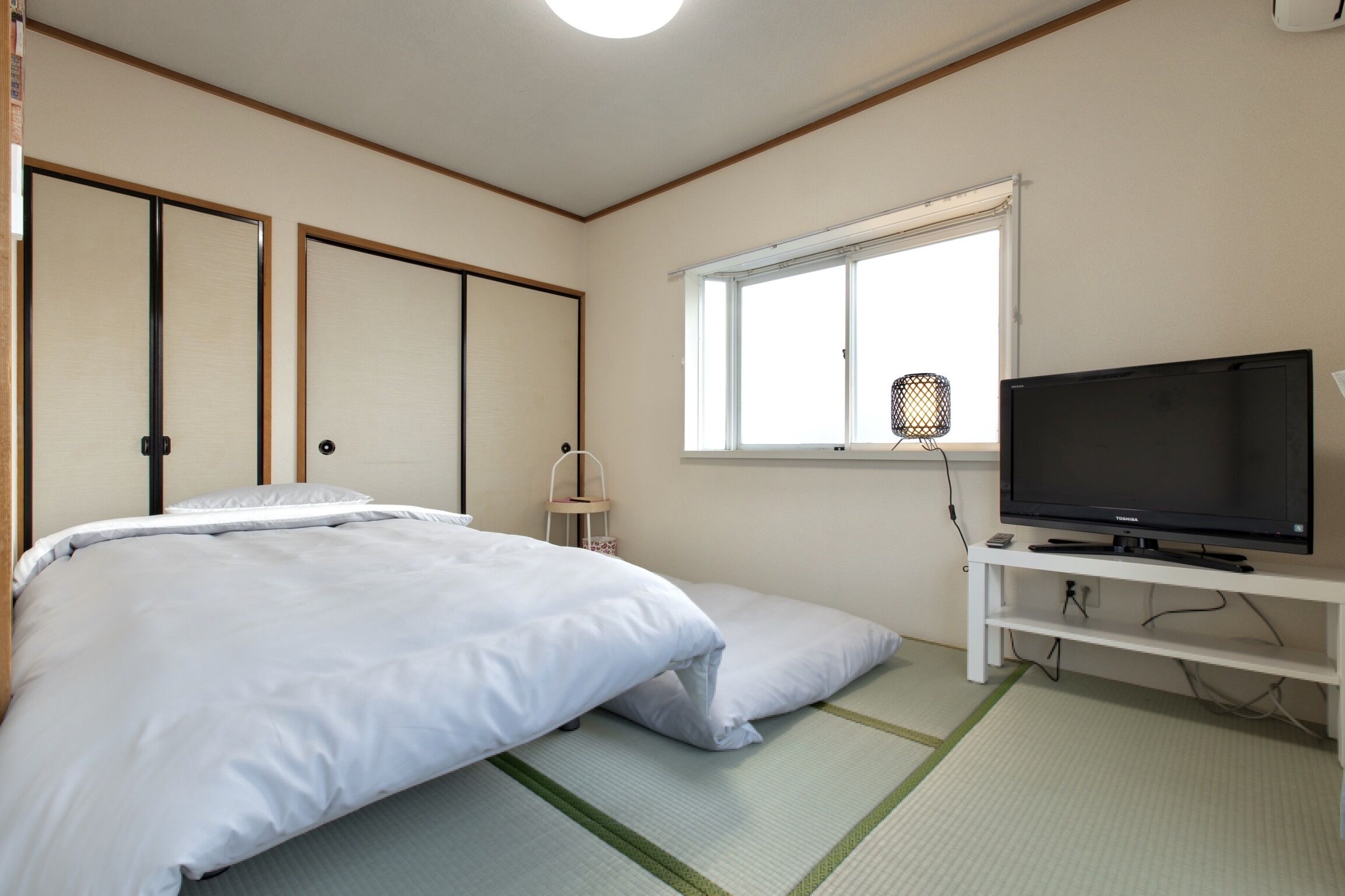 2 sovrum, skrivbord, strykjärn/strykbräda och gratis wi-fi