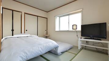 2 sovrum, skrivbord, strykjärn/strykbräda och gratis wi-fi