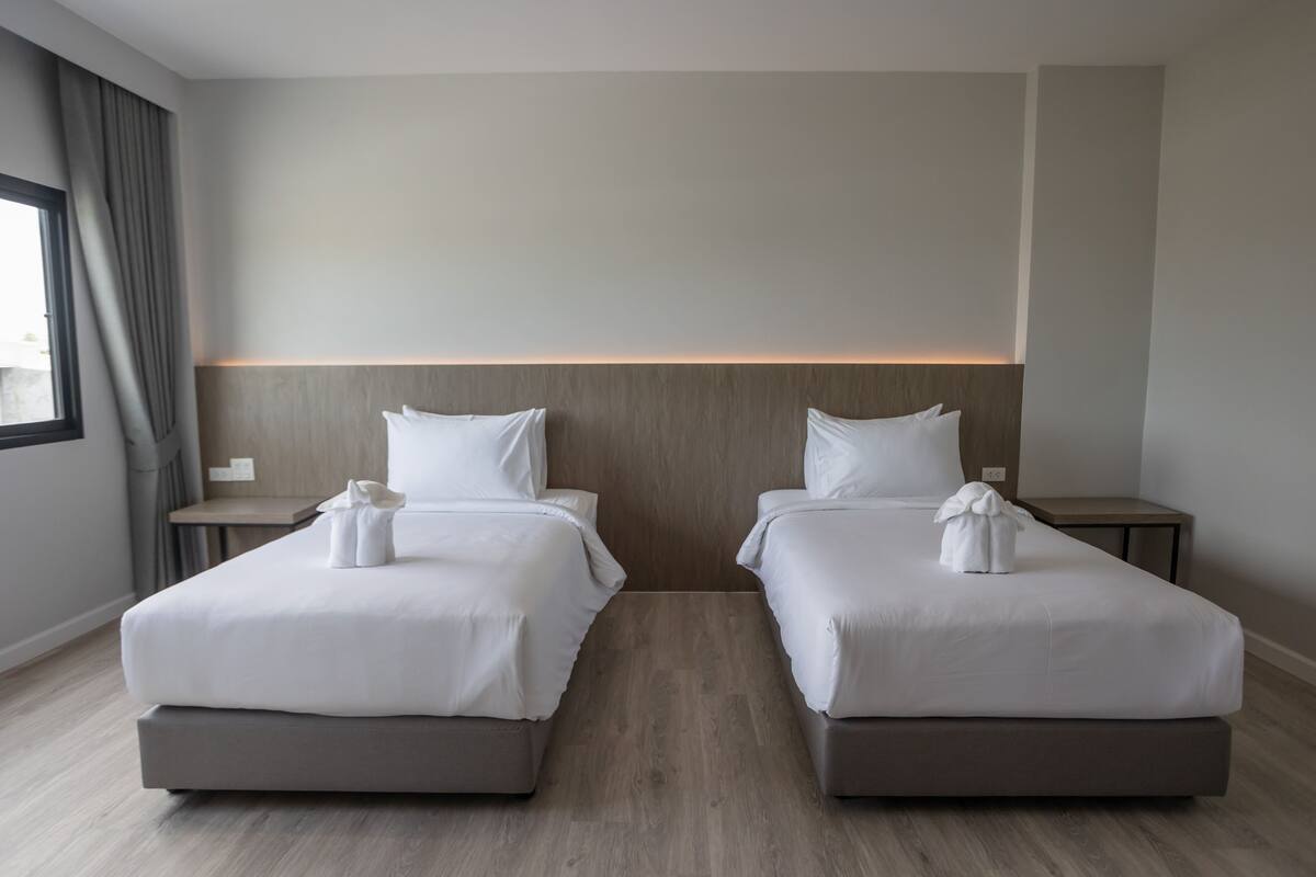 Premium bedding, individually decorated, individually furnished, desk