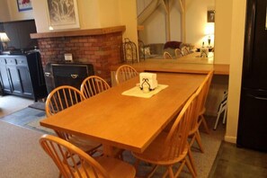 Condo, Multiple Beds (Whiffletree B8) | Dining - Whiffletree B8 (Killington)