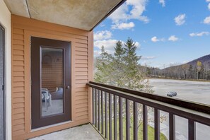 Condo, 1 Queen Bed with Sofa bed (Pico D305) | Property grounds - Pico D305 (Killington)