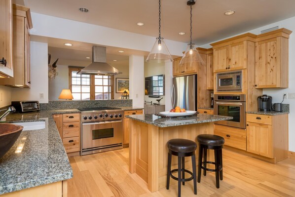 Microwave, oven, stovetop, dishwasher - 3 Bedroom Condo, All on One Level! Grill and Sonos Speakers! (Sun Valley)