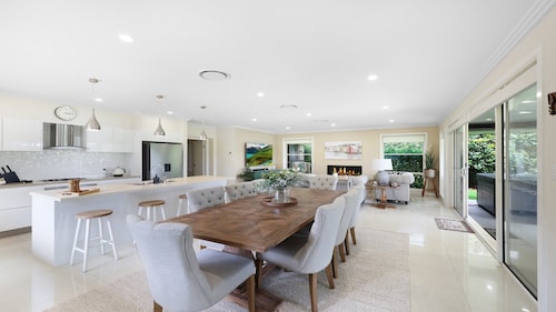 CASA BARNHILL - THE VINTAGE HOLIDAY HOUSES