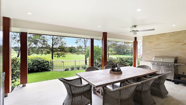 Outdoor dining