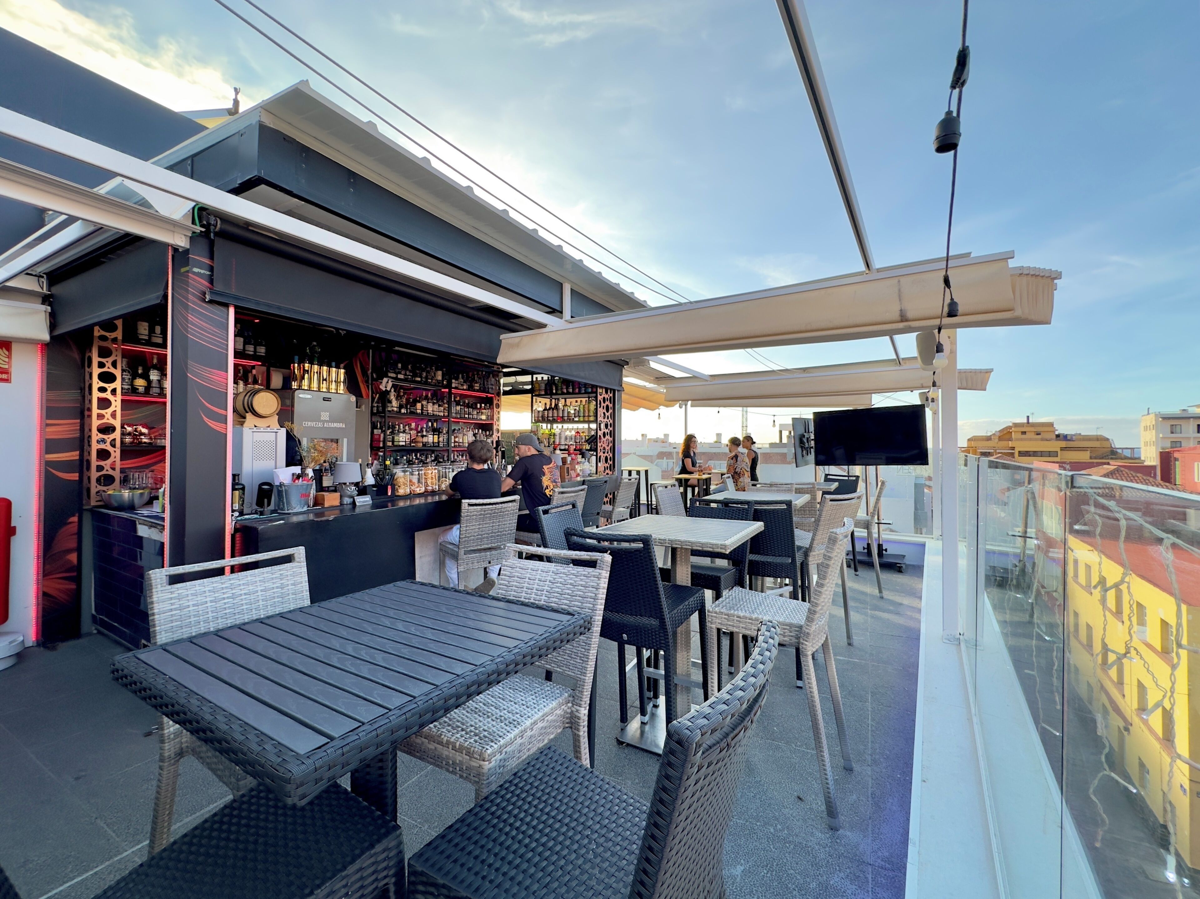 Snack bar