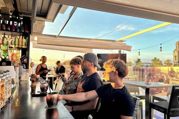 Snack bar