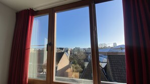 Room - Artist's Loft (Ghent)